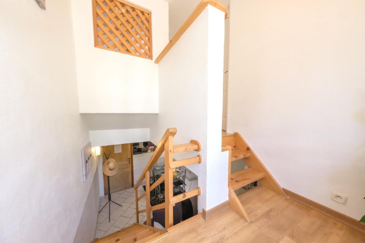 Beau Duplex 54M2, Classe 3 Etoiles Et Label "Gite De France" 5Min Centre, 15Min Gare Climatisation, Calme, 2 Chambres, Netflix Wifi, Tv 140Cms, Parking, Boite A Cles Arrivee Tardive - Gites La Tarine - Albertville Luaran gambar